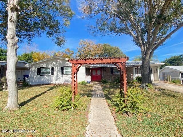 Recently Sold: $209,000 (3 beds, 2 baths, 1884 Square Feet)