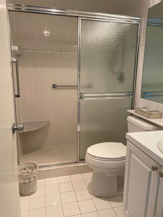 Недавно арендовано: $1,395 (2 спален, 1 ванн, 880 Квадратных фут)