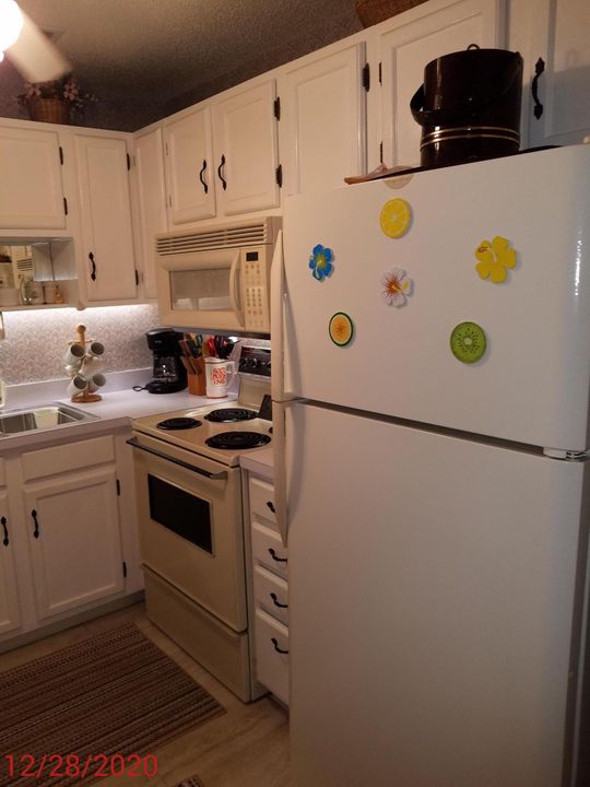 Recently Rented: $1,100 (1 beds, 1 baths, 750 Square Feet)