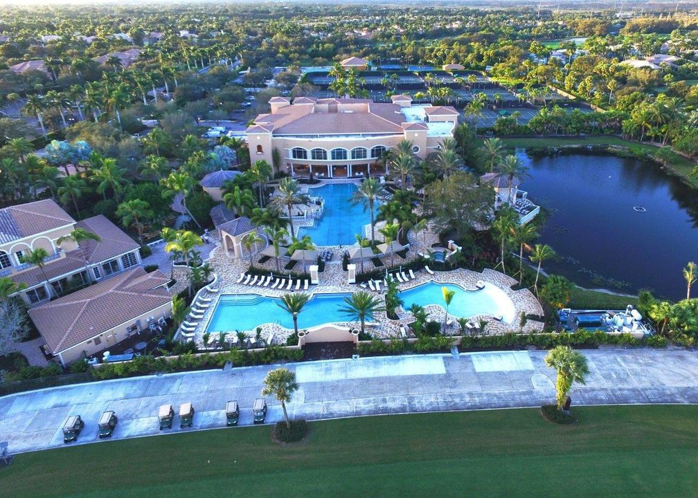 Recently Sold: $1,850,000 (4 beds, 4 baths, 4225 Square Feet)