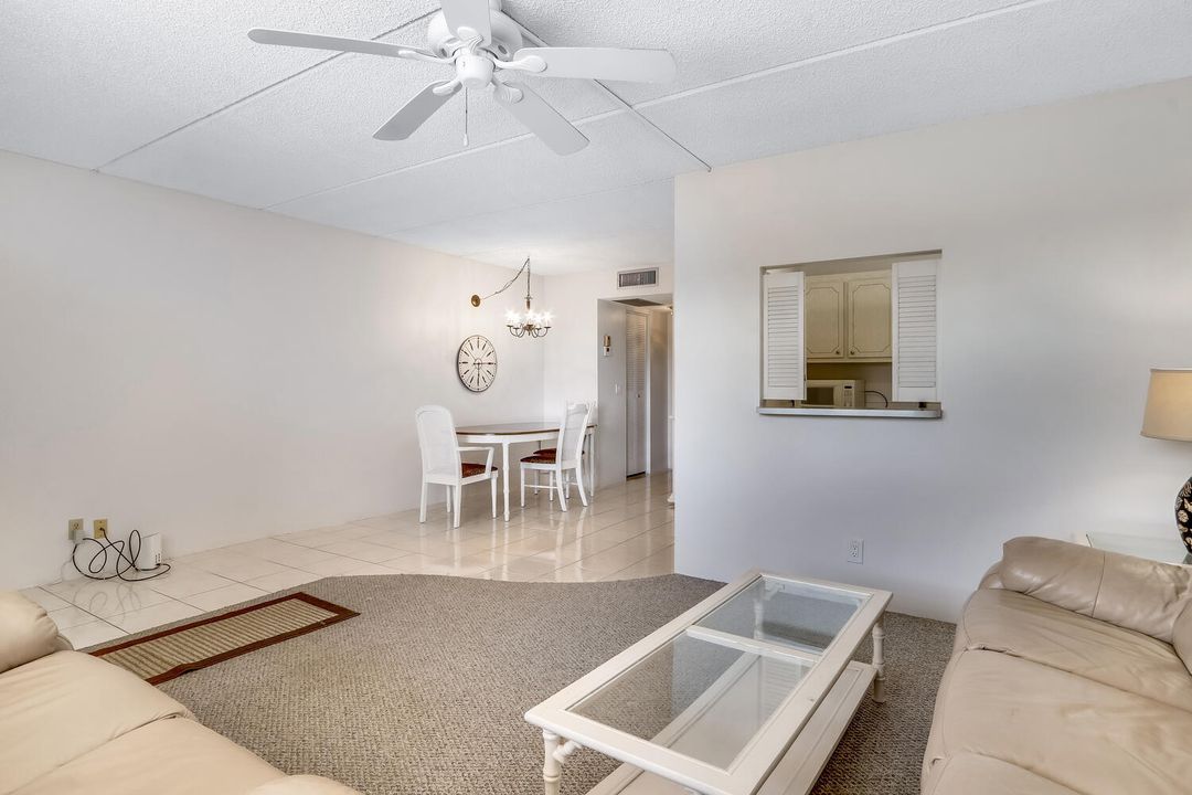 Recently Sold: $65,000 (1 beds, 1 baths, 757 Square Feet)