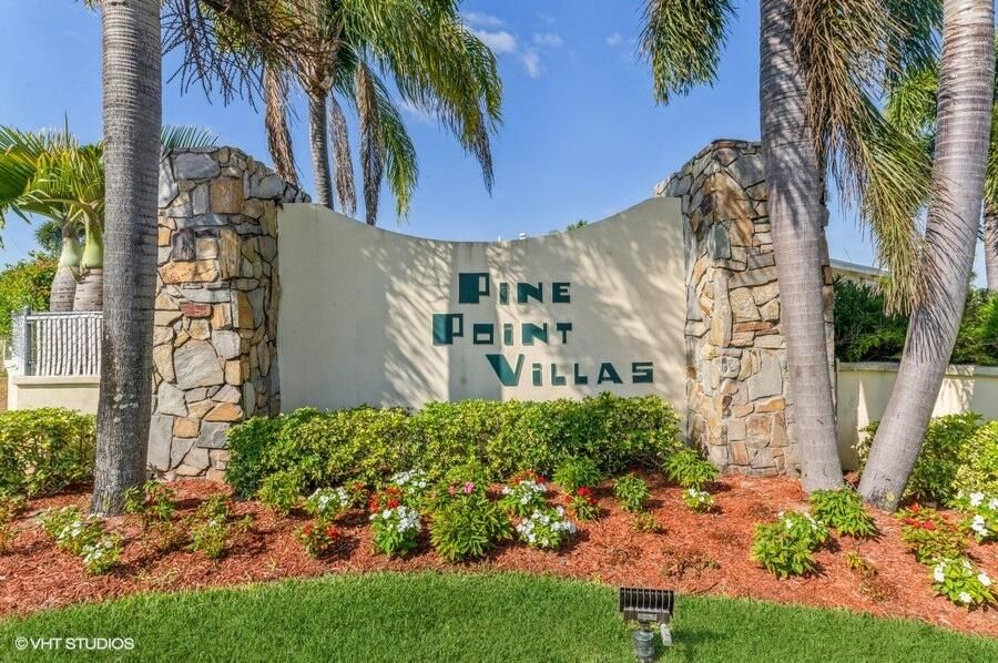 Recently Sold: $68,000 (1 beds, 1 baths, 880 Square Feet)