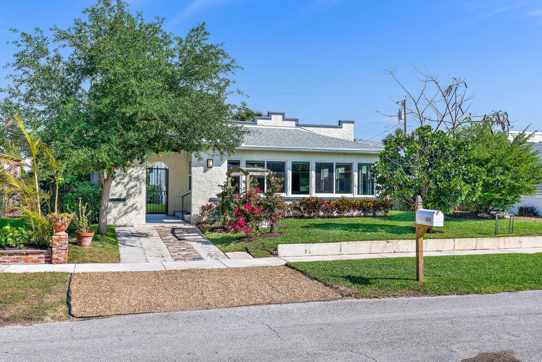 Recently Sold: $500,000 (3 beds, 2 baths, 1078 Square Feet)