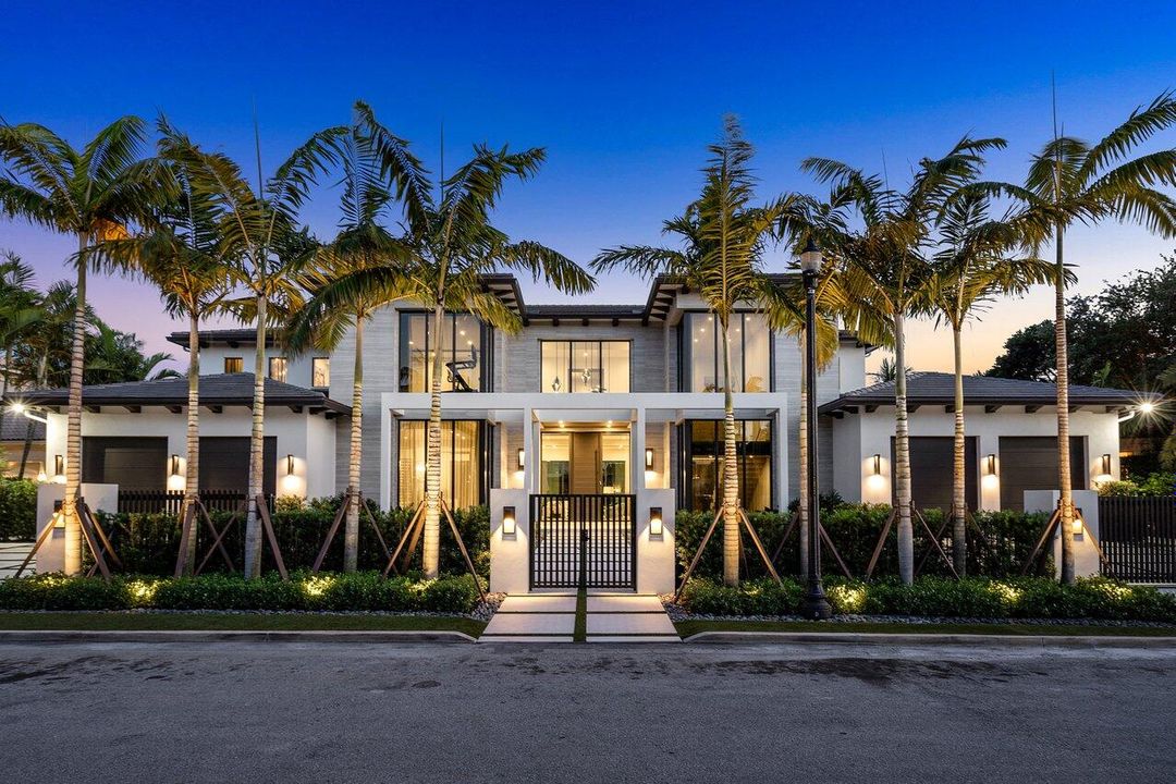 Recently Sold: $25,900,000 (7 beds, 8 baths, 8664 Square Feet)