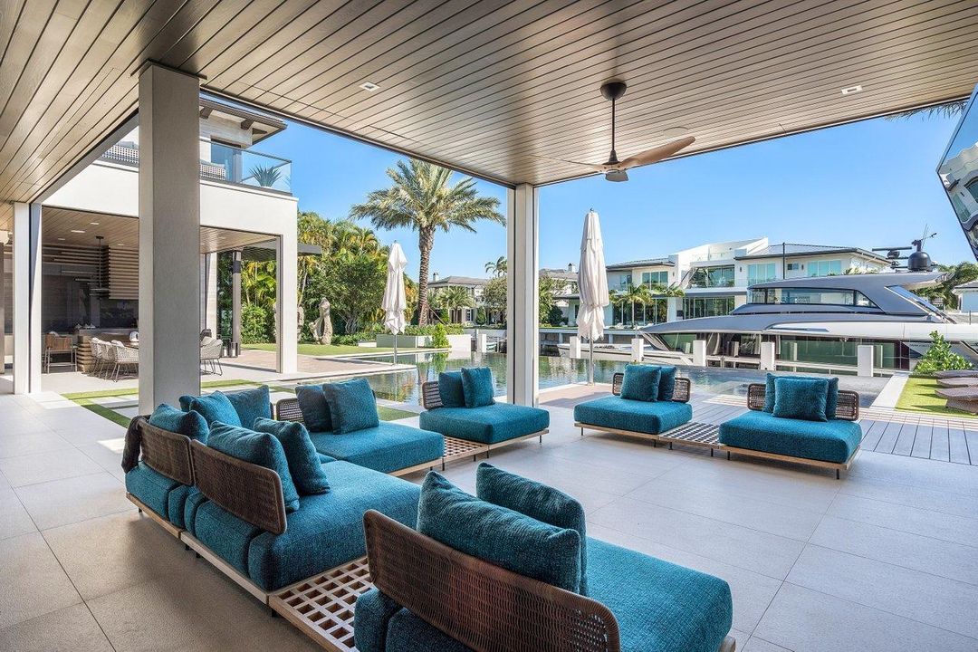 Recently Sold: $25,900,000 (7 beds, 8 baths, 8664 Square Feet)