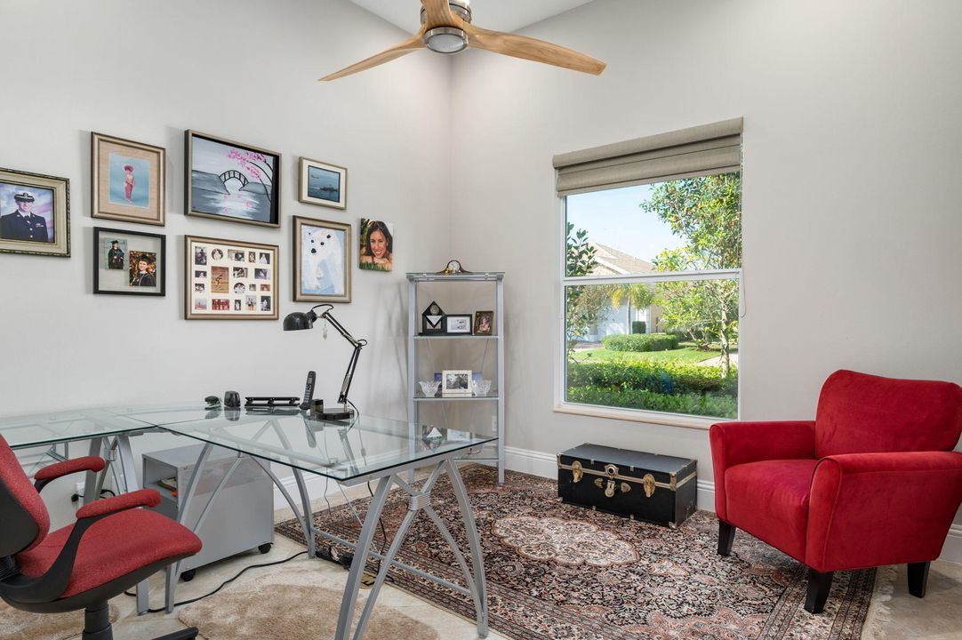 Recently Sold: $699,000 (3 beds, 2 baths, 2556 Square Feet)