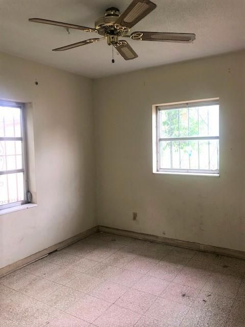 Recently Sold: $54,900 (3 beds, 1 baths, 1188 Square Feet)