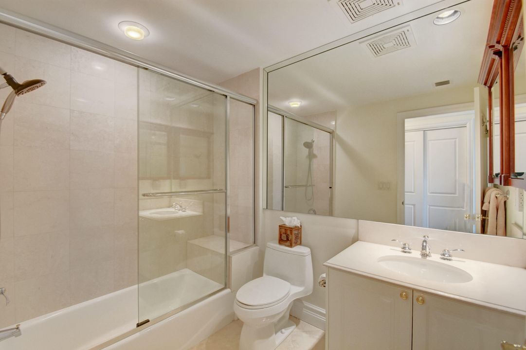 最近租的: $7,500 (2 贝兹, 2 浴室, 2230 平方英尺)