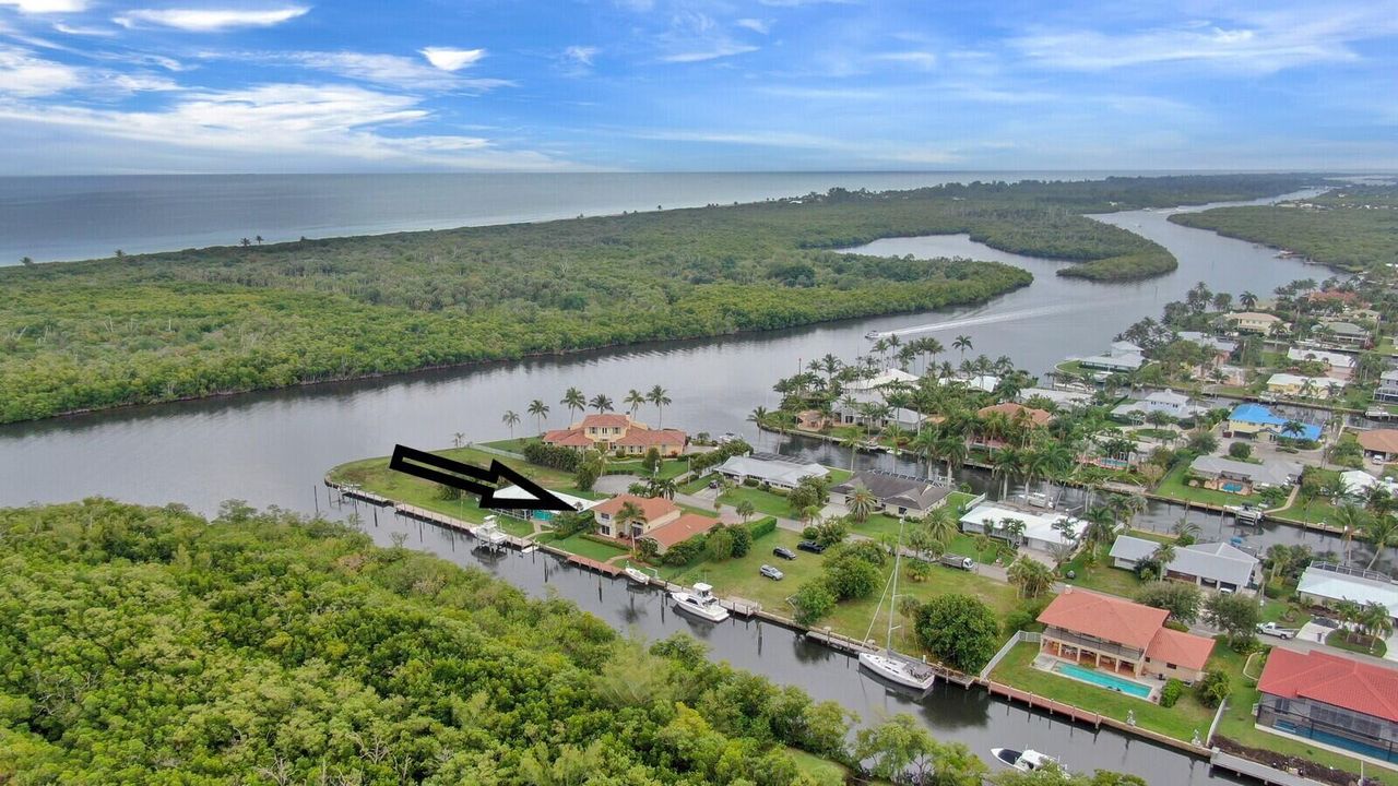 Vendido Recientemente: $1,495,000 (4 camas, 3 baños, 3004 Pies cuadrados)