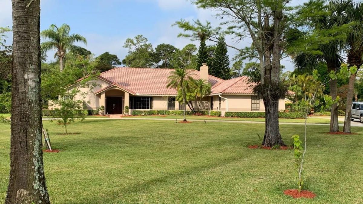 Недавно продано: $799,995 (4 спален, 2 ванн, 2863 Квадратных фут)