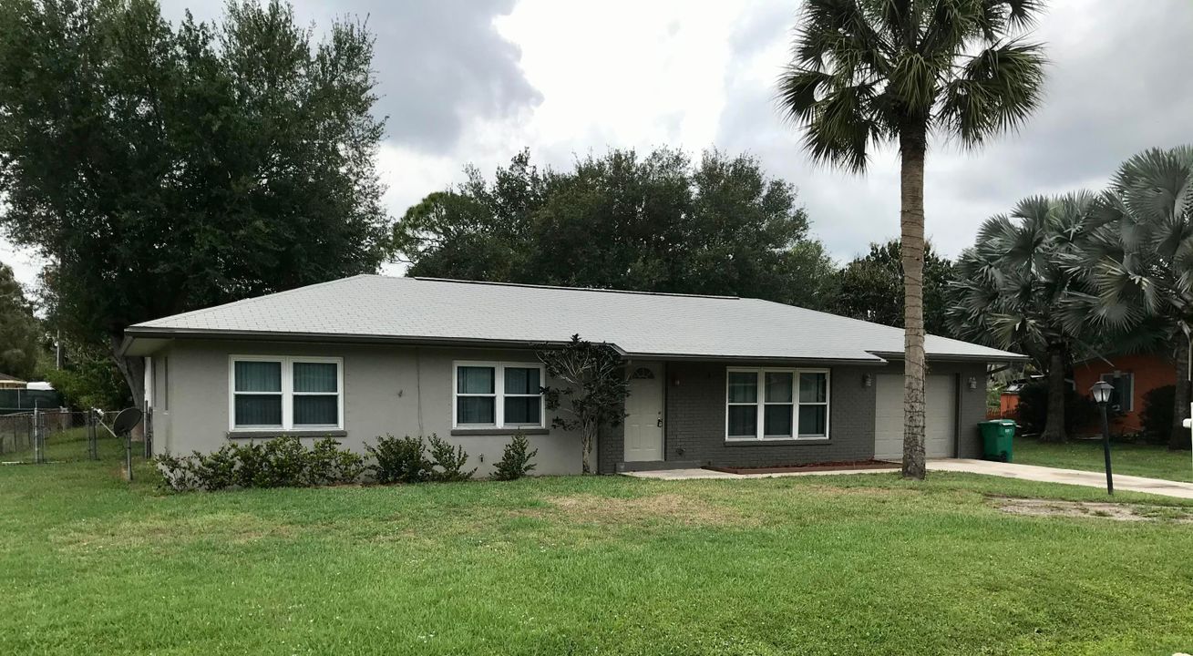 Recently Sold: $208,000 (3 beds, 2 baths, 1196 Square Feet)