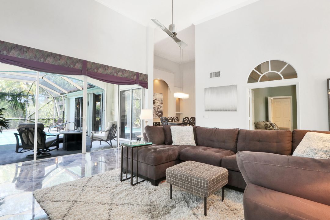 Recently Sold: $1,225,000 (3 beds, 3 baths, 2511 Square Feet)