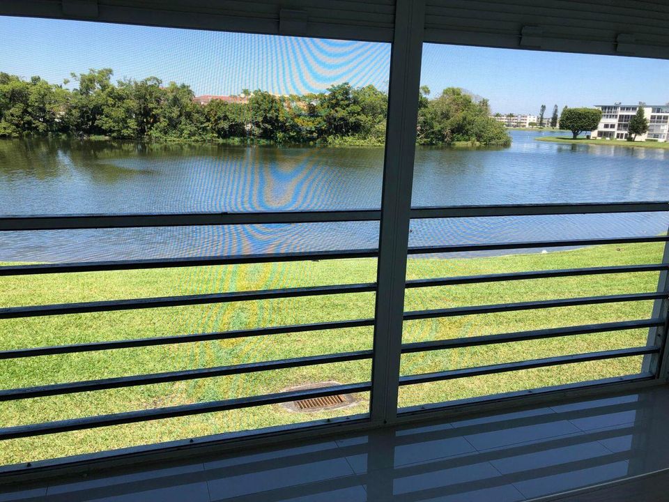 Recently Rented: $1,125 (1 beds, 1 baths, 752 Square Feet)