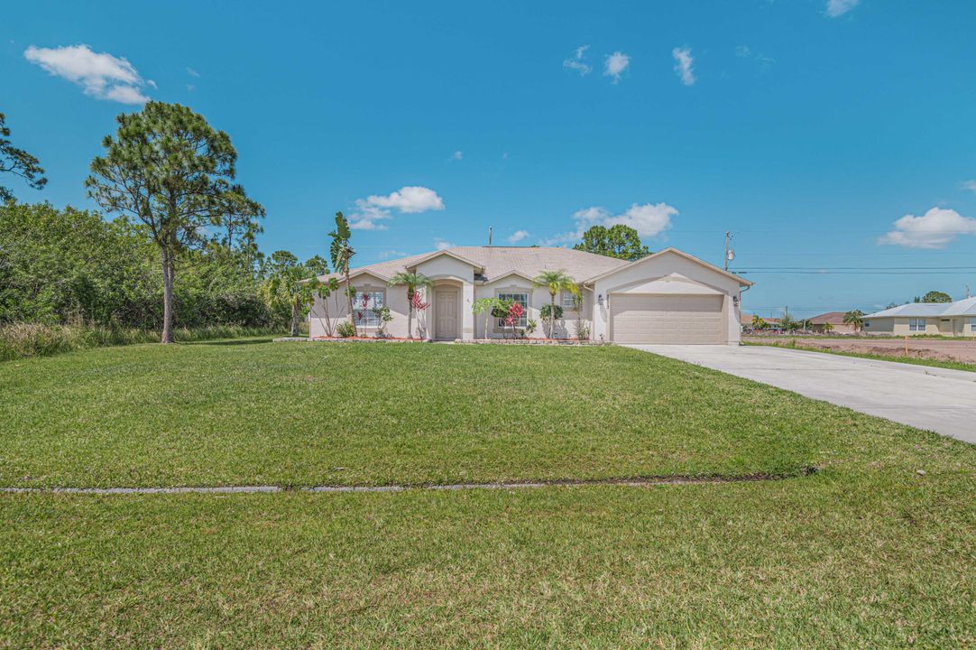 Recently Sold: $350,000 (4 beds, 2 baths, 2020 Square Feet)