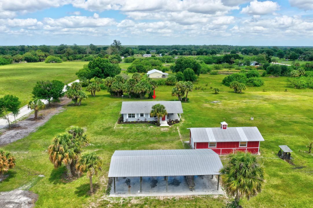 Recently Sold: $475,000 (2 beds, 2 baths, 1224 Square Feet)