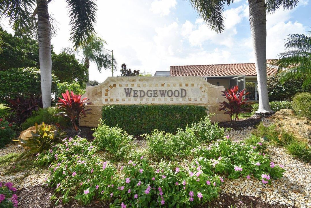 Recently Sold: $319,000 (3 beds, 2 baths, 1559 Square Feet)