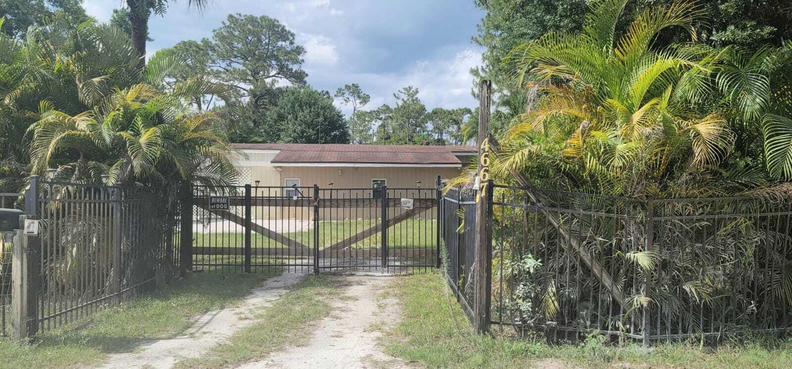 Recently Rented: $1,750 (2 beds, 1 baths, 672 Square Feet)