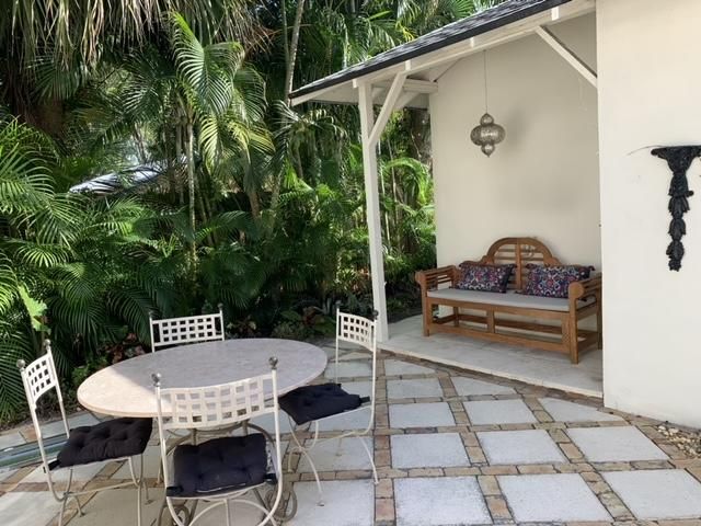 Recently Sold: $789,000 (3 beds, 2 baths, 1968 Square Feet)