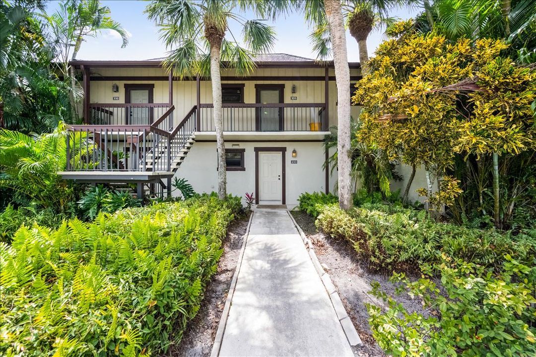 Recently Sold: $354,000 (2 beds, 2 baths, 1400 Square Feet)