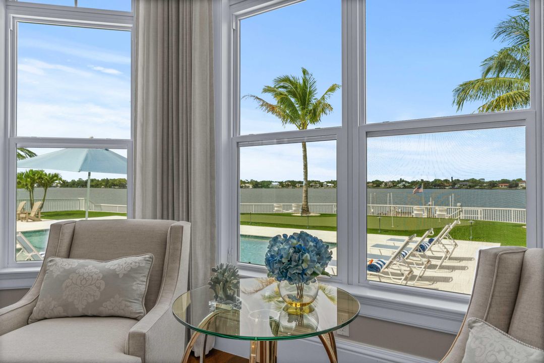 Recently Sold: $6,000,000 (4 beds, 5 baths, 4621 Square Feet)