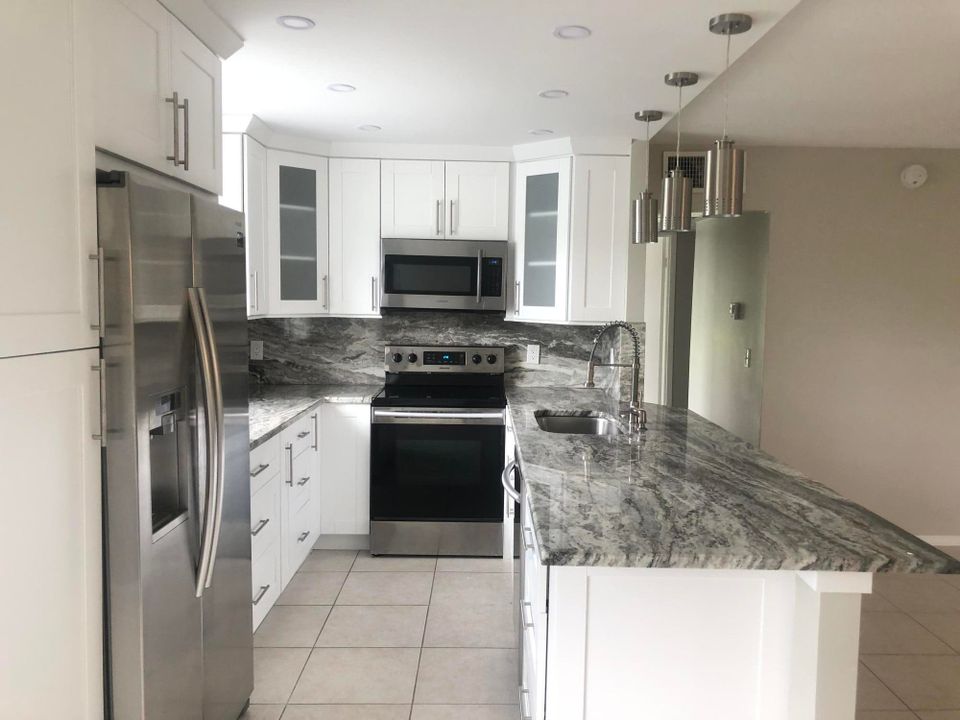 Недавно арендовано: $1,500 (2 спален, 2 ванн, 1050 Квадратных фут)