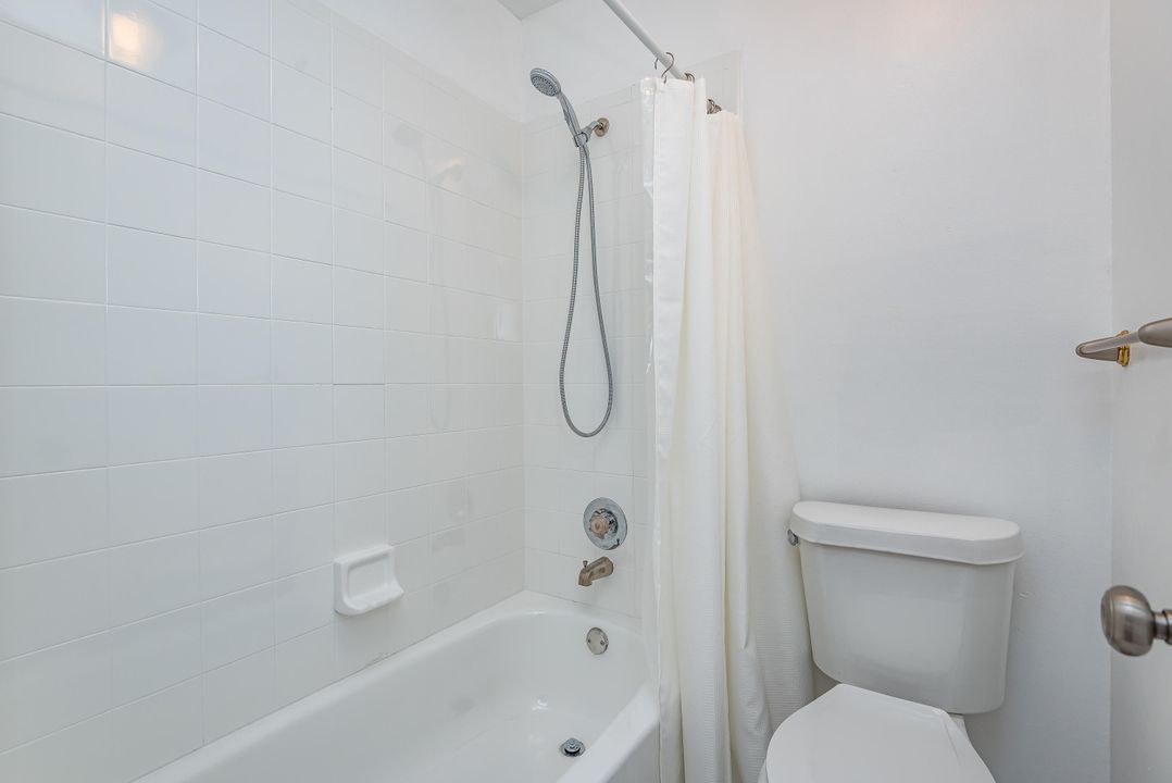 最近租的: $2,600 (3 贝兹, 3 浴室, 1459 平方英尺)