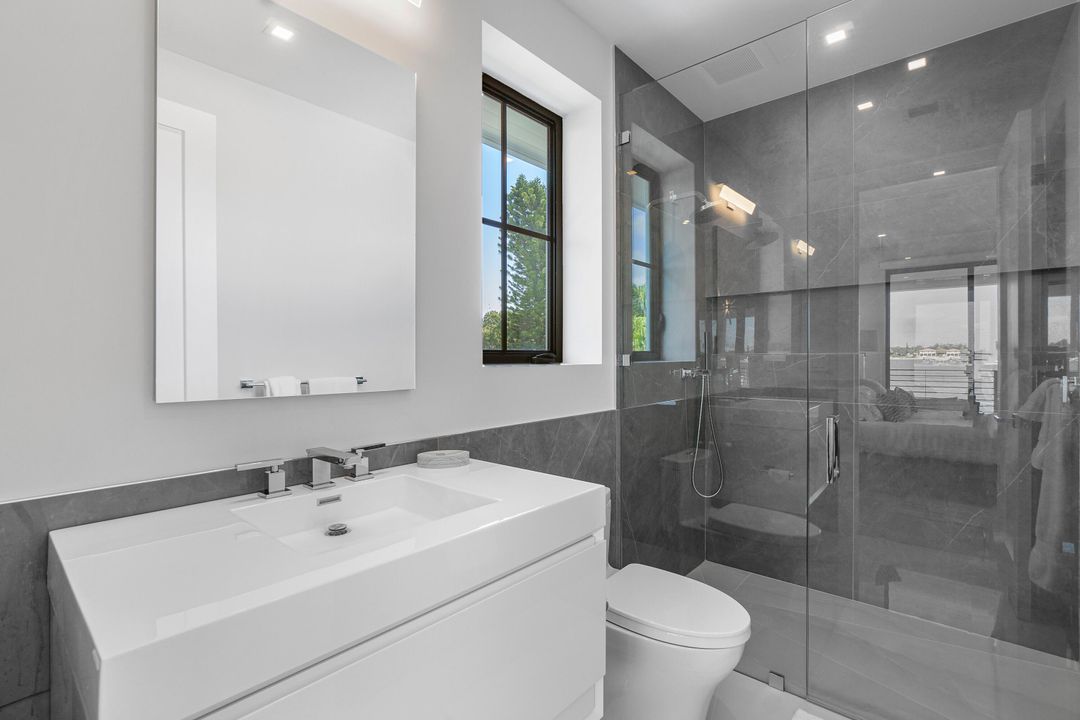 Недавно арендовано: $30,000 (4 спален, 4 ванн, 4000 Квадратных фут)
