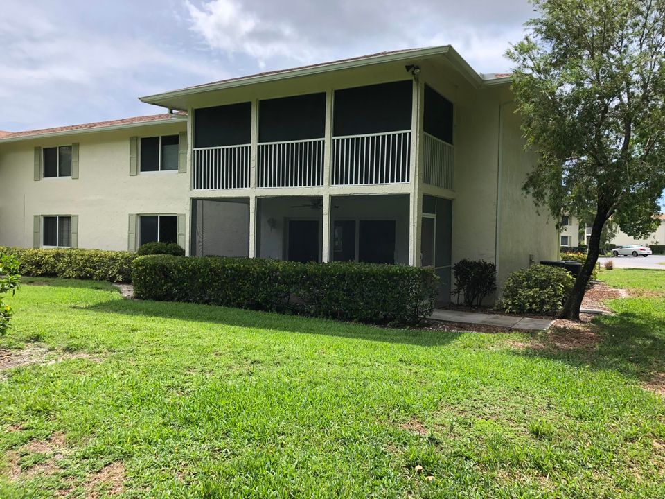 Recently Sold: $209,995 (2 beds, 2 baths, 1403 Square Feet)