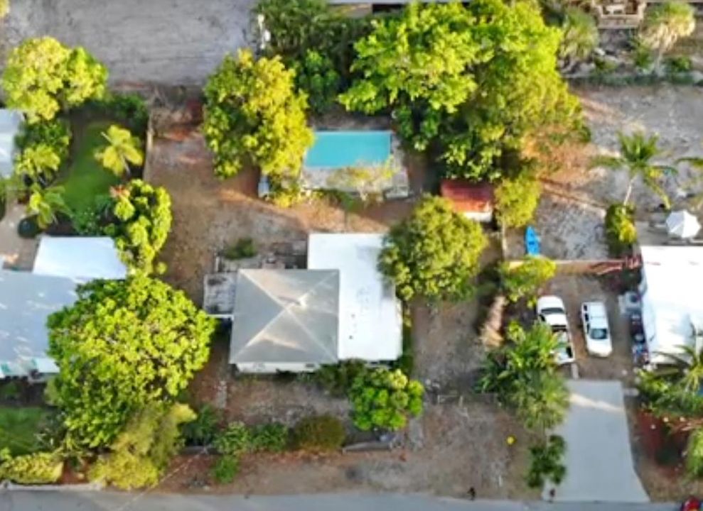 Recently Sold: $235,000 (1 beds, 1 baths, 1093 Square Feet)