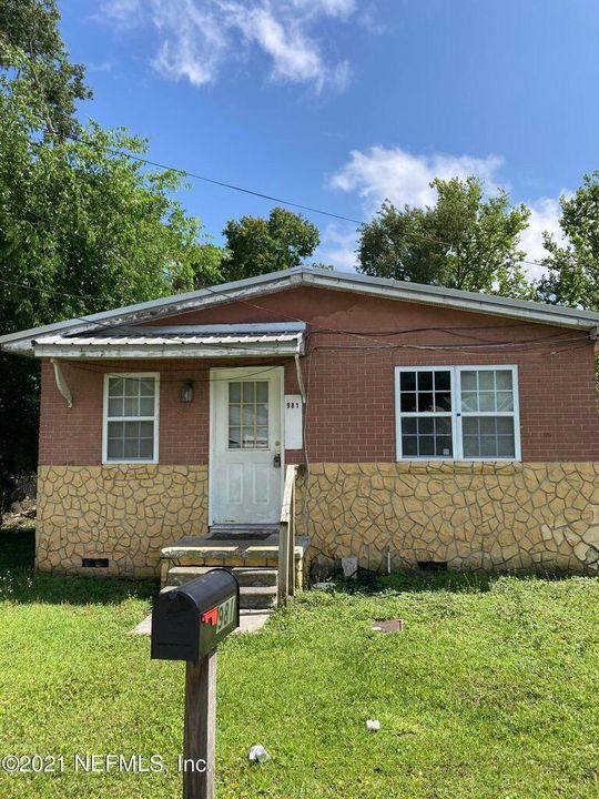 Recently Sold: $118,500 (3 beds, 1 baths, 1008 Square Feet)