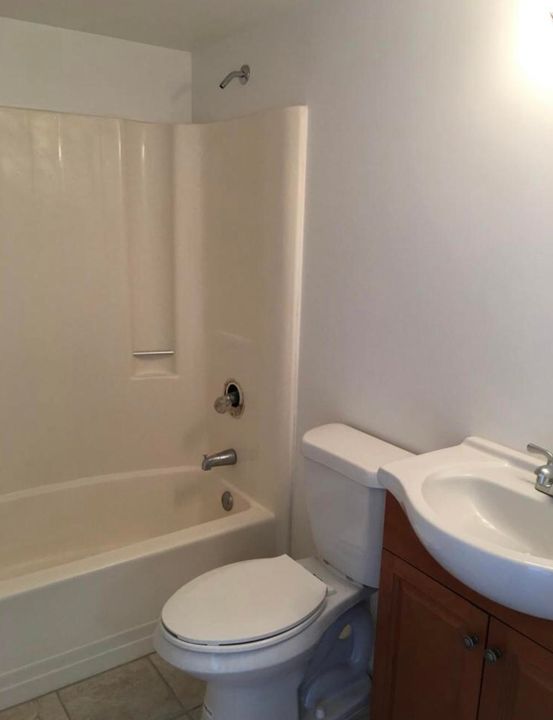 Недавно арендовано: $1,100 (2 спален, 2 ванн, 744 Квадратных фут)