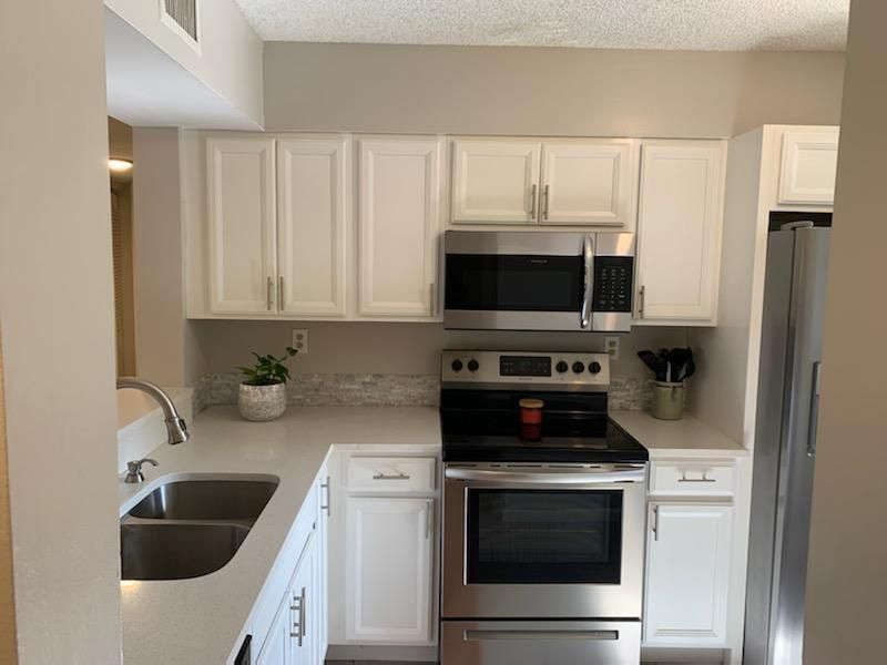 Recently Sold: $214,500 (2 beds, 2 baths, 920 Square Feet)