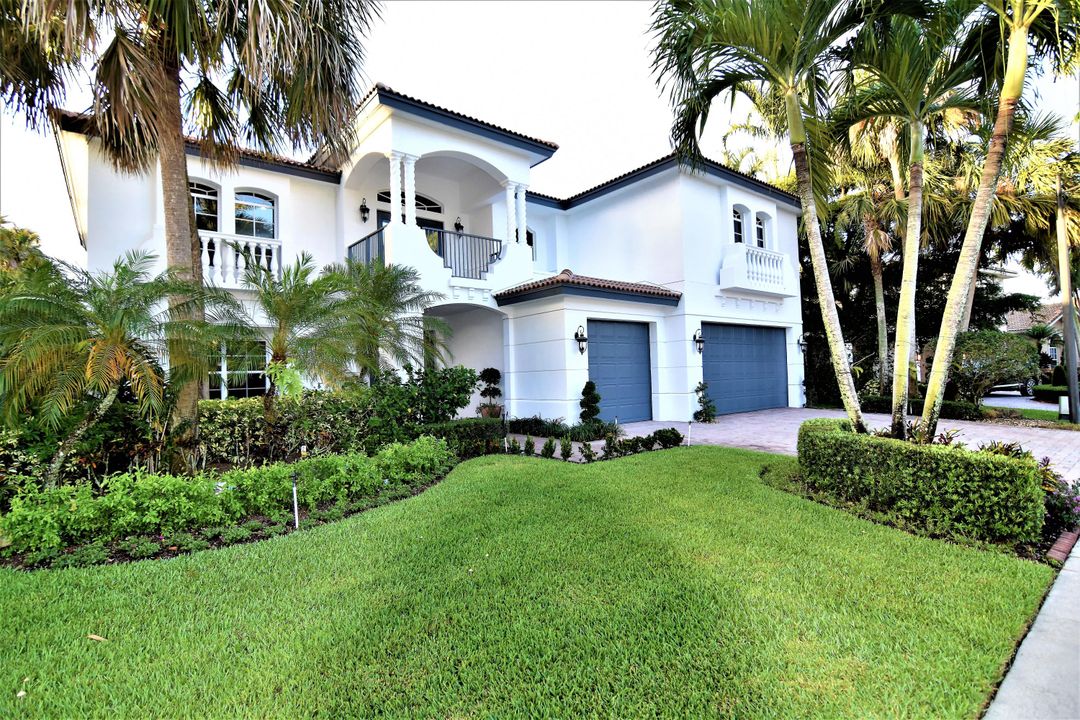 Recently Sold: $1,450,000 (5 beds, 5 baths, 4789 Square Feet)