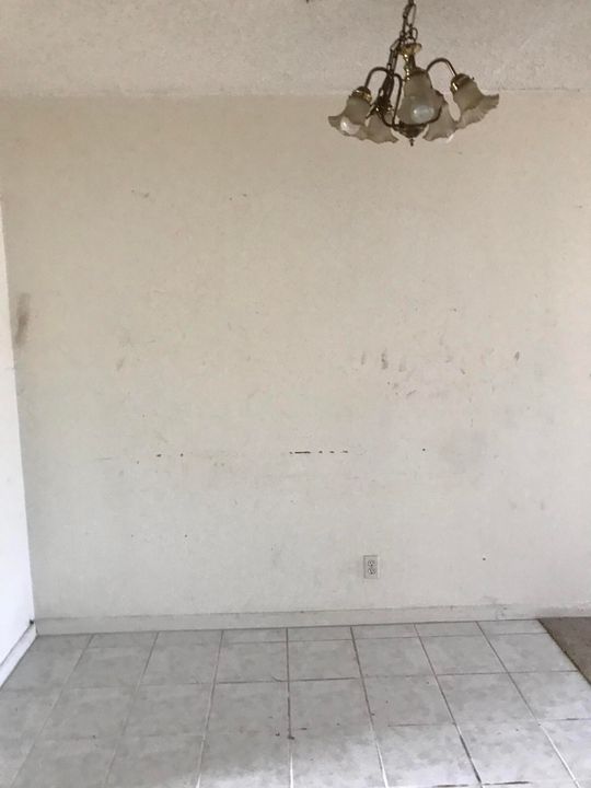 Vendido Recientemente: $29,000 (1 camas, 1 baños, 615 Pies cuadrados)