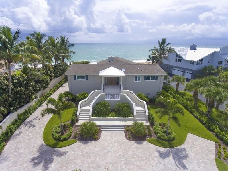Recently Sold: $3,850,000 (4 beds, 4 baths, 4153 Square Feet)