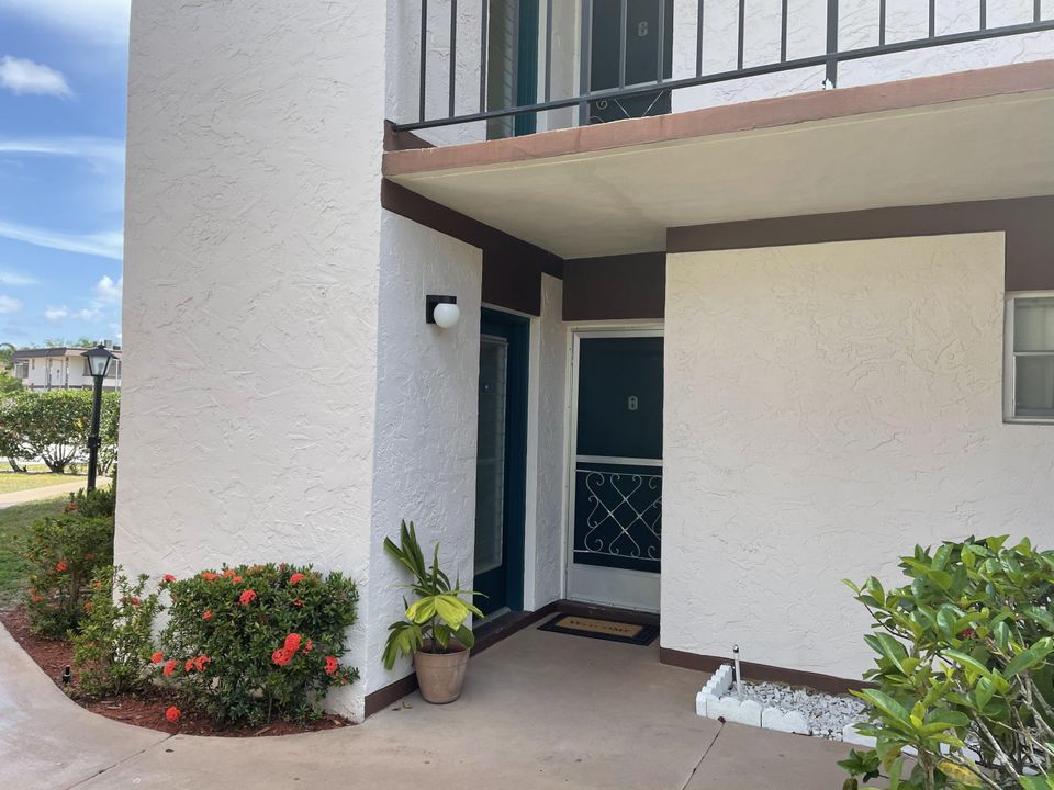 Recently Sold: $80,000 (1 beds, 1 baths, 780 Square Feet)