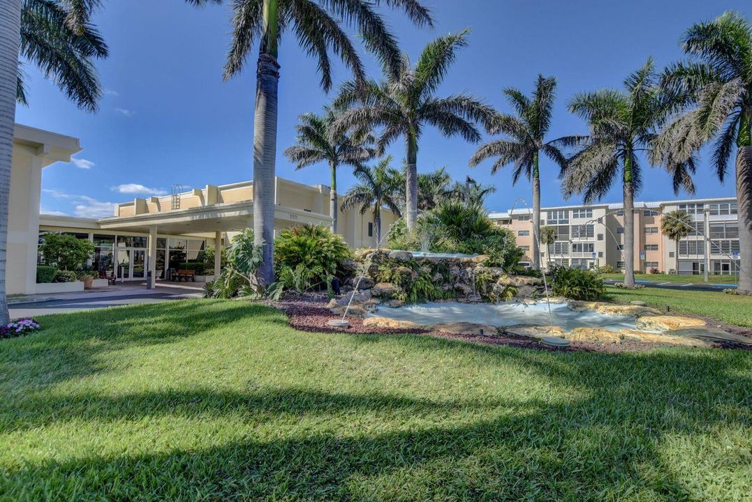 Недавно продано: $86,500 (2 спален, 2 ванн, 1153 Квадратных фут)