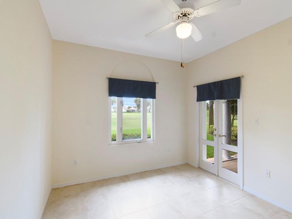 Recently Sold: $230,000 (2 beds, 2 baths, 1368 Square Feet)