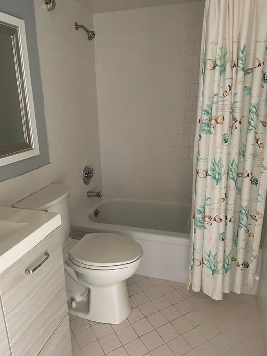 Недавно арендовано: $1,000 (1 спален, 1 ванн, 615 Квадратных фут)