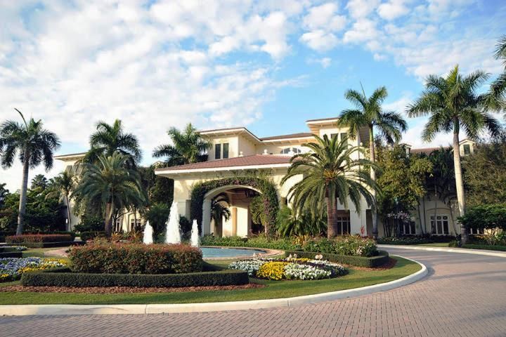 Recently Sold: $2,550,000 (6 beds, 9 baths, 5247 Square Feet)