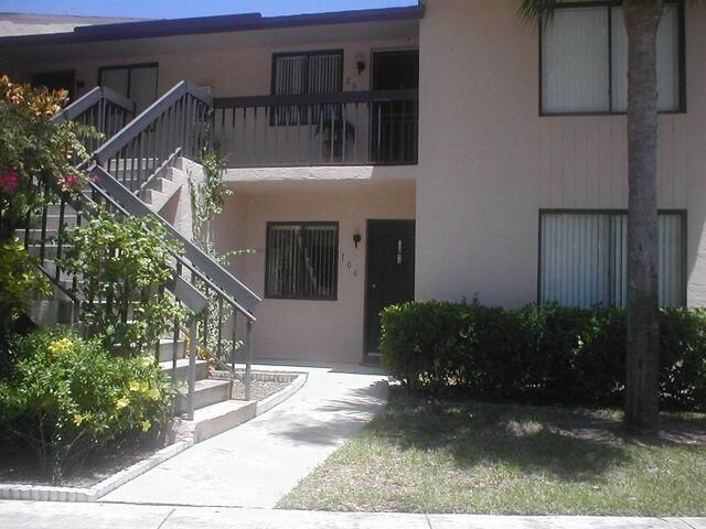 Recently Sold: $1,650 (2 beds, 2 baths, 950 Square Feet)