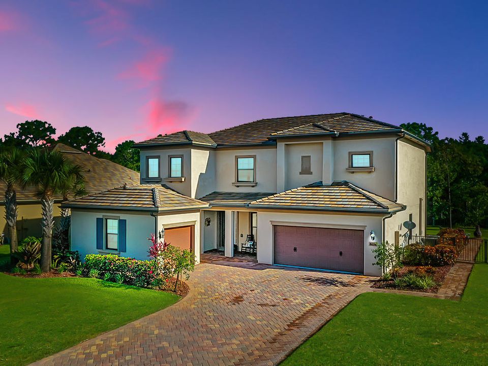 Recently Sold: $675,000 (5 beds, 4 baths, 3000 Square Feet)