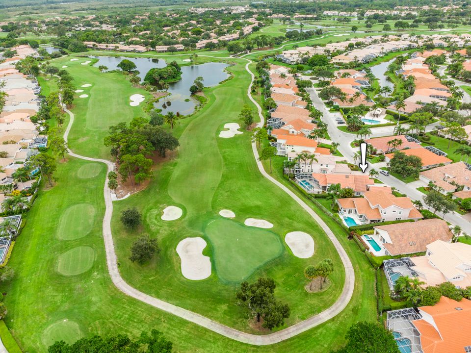 Recently Sold: $775,000 (3 beds, 4 baths, 2382 Square Feet)