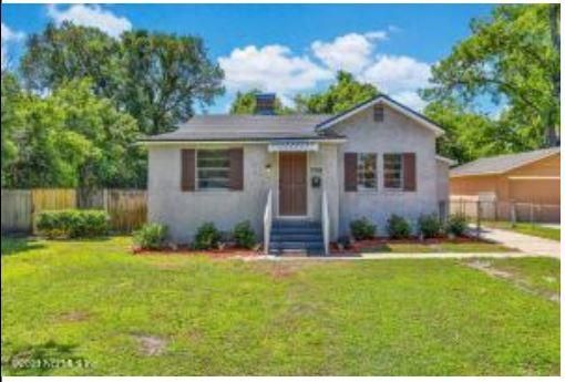 Recently Sold: $220,000 (3 beds, 1 baths, 1438 Square Feet)