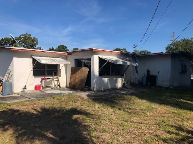 Recently Sold: $75,000 (3 beds, 1 baths, 1396 Square Feet)