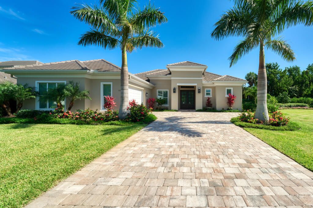 Recently Sold: $1,350,000 (3 beds, 3 baths, 2749 Square Feet)