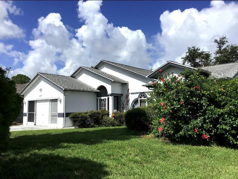 Recently Sold: $240,000 (3 beds, 2 baths, 1432 Square Feet)