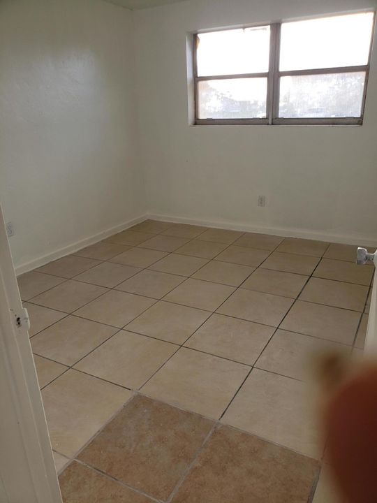 Recently Rented: $1,600 (2 beds, 2 baths, 1200 Square Feet)