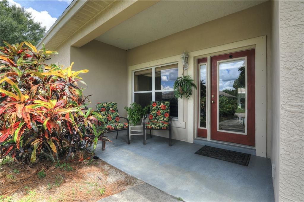 Recently Sold: $369,000 (3 beds, 2 baths, 2698 Square Feet)