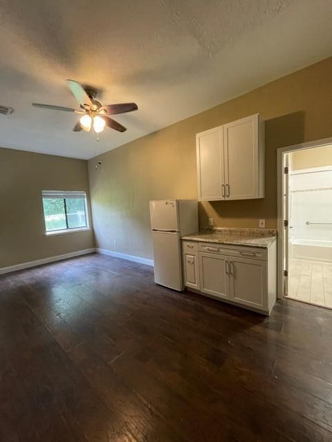 Recently Rented: $850 (1 beds, 1 baths, 500 Square Feet)